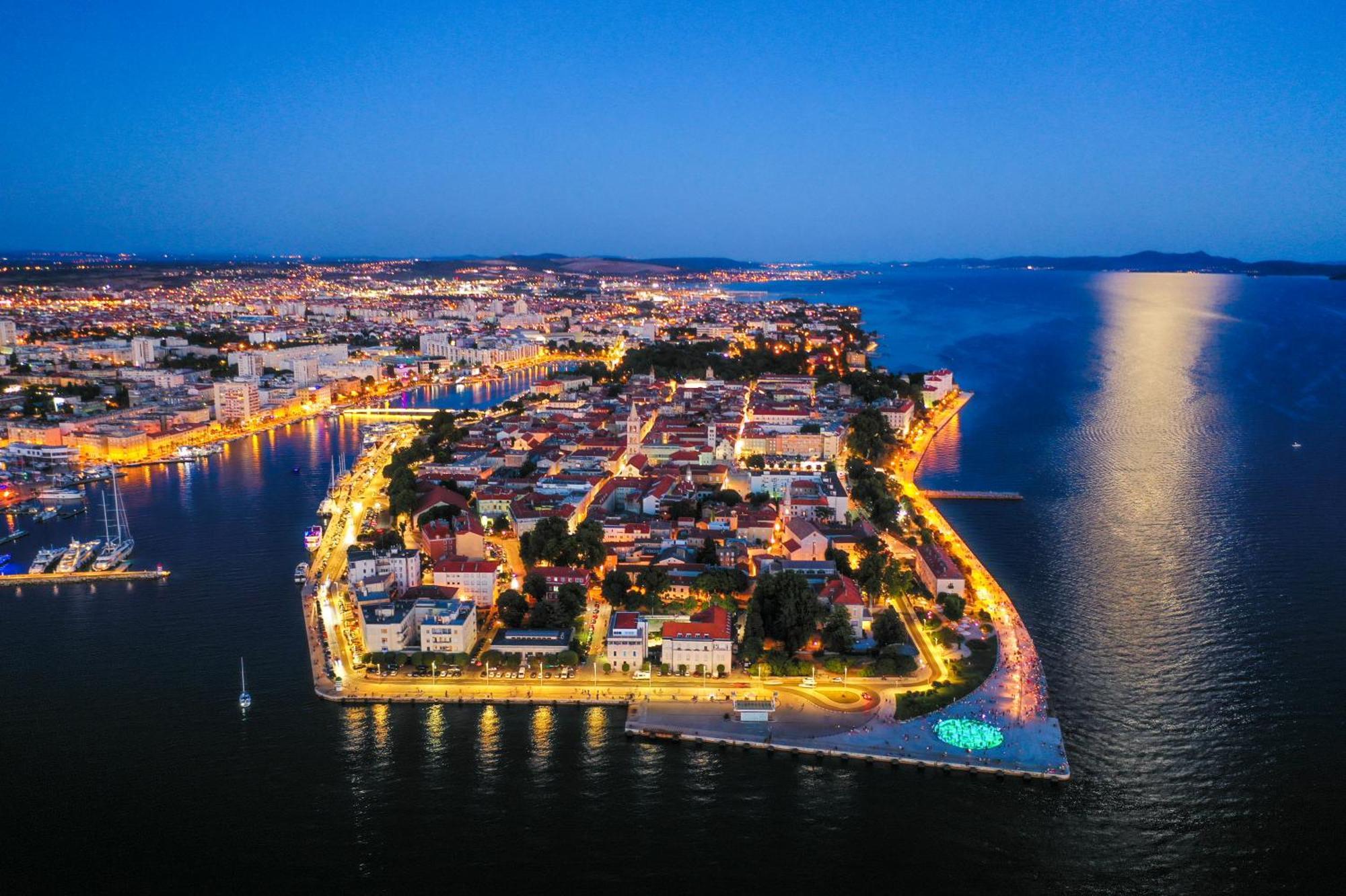 Family Apartments Zadar - Ryanair Exclusive المظهر الخارجي الصورة