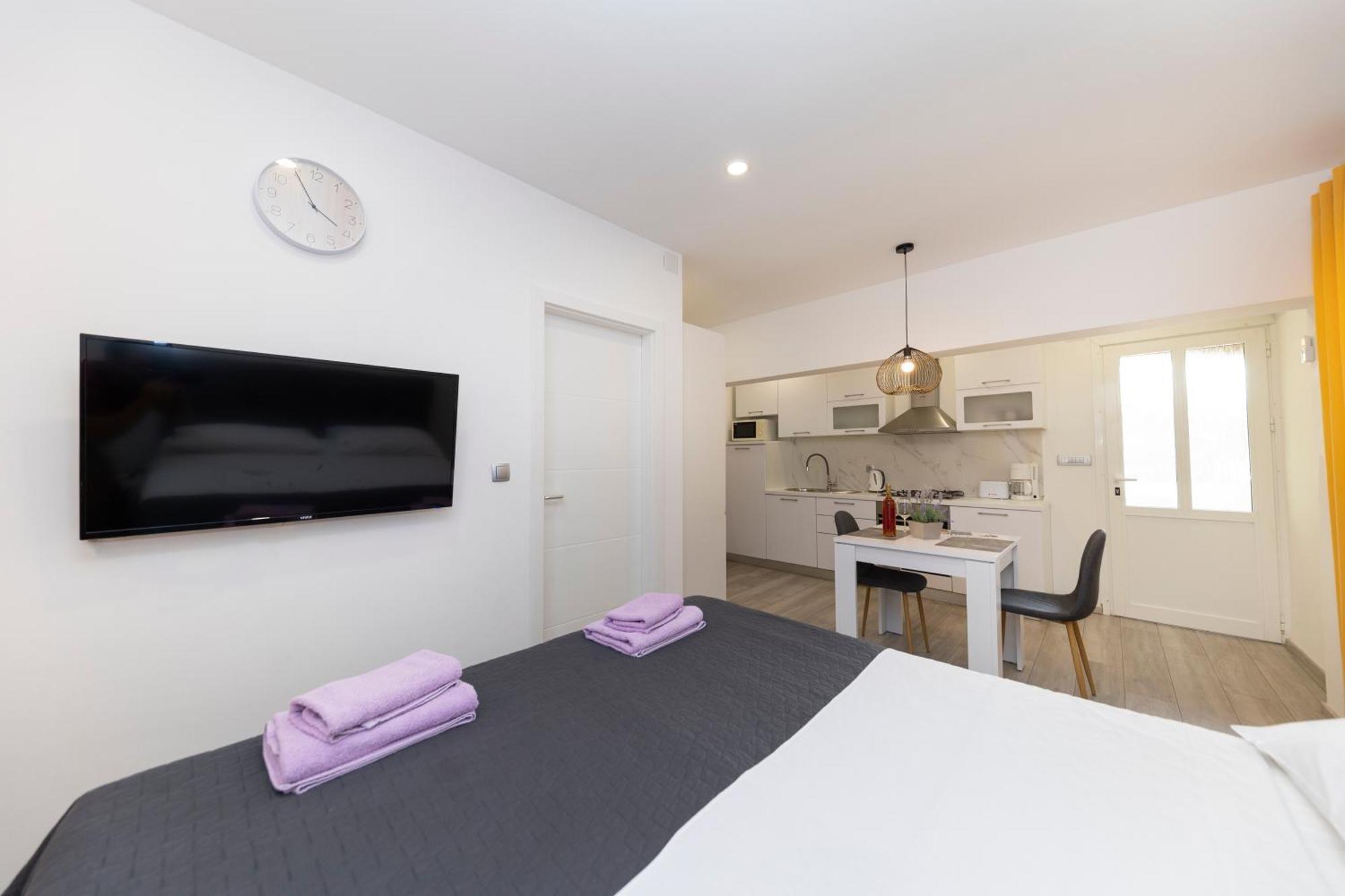 Family Apartments Zadar - Ryanair Exclusive المظهر الخارجي الصورة