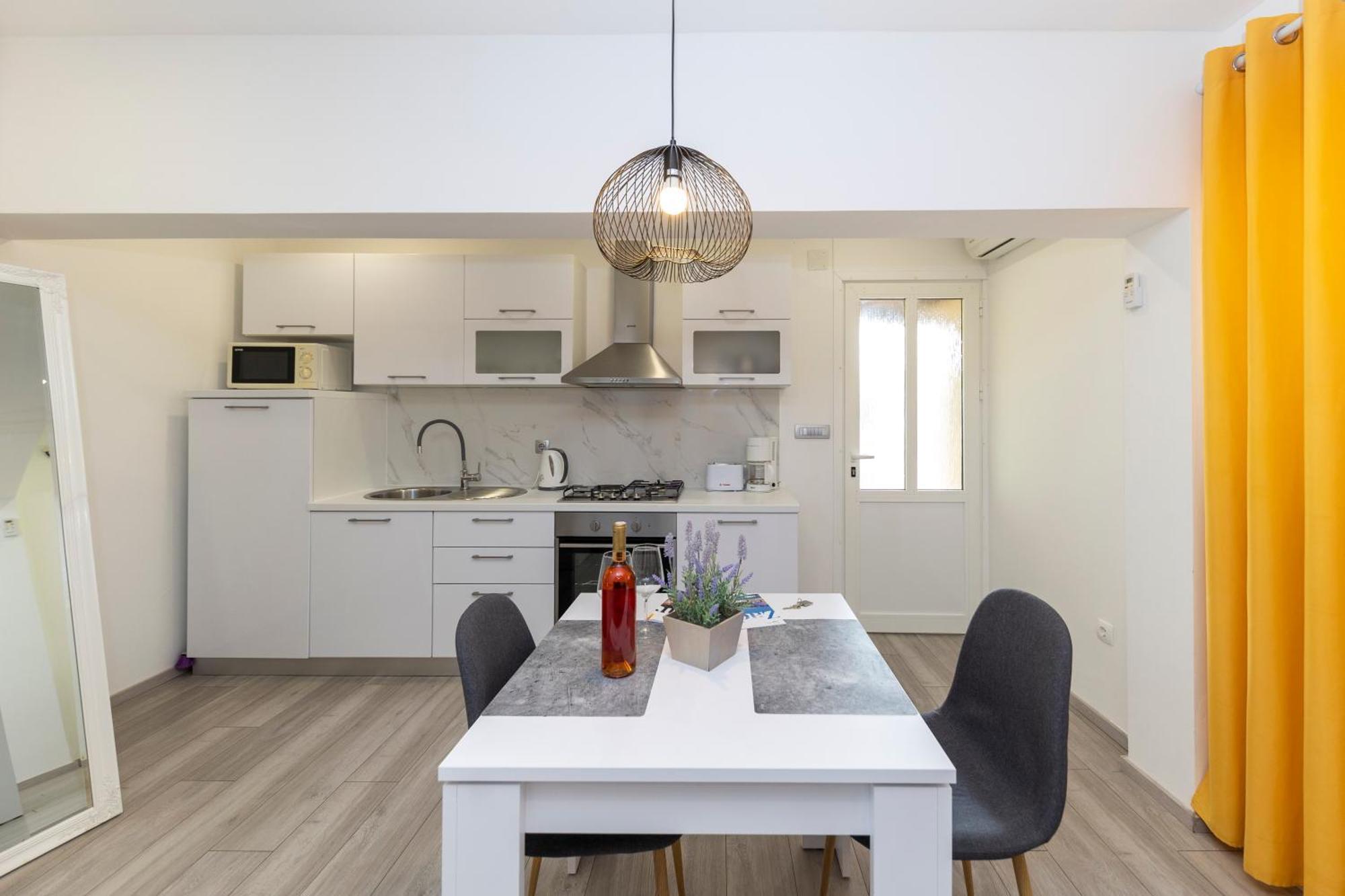 Family Apartments Zadar - Ryanair Exclusive المظهر الخارجي الصورة