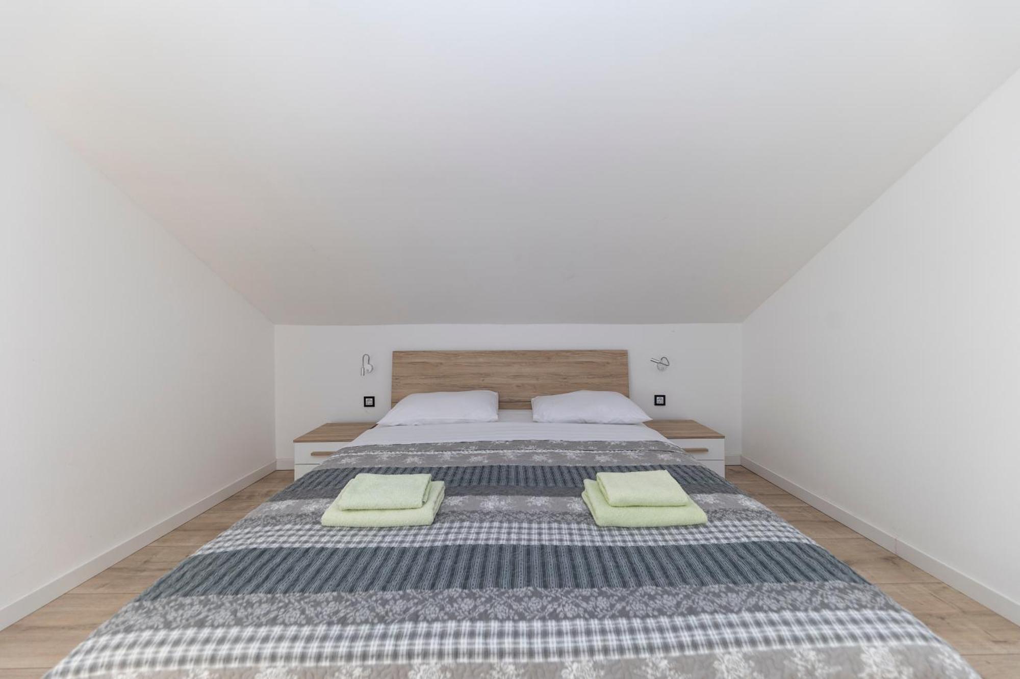 Family Apartments Zadar - Ryanair Exclusive المظهر الخارجي الصورة
