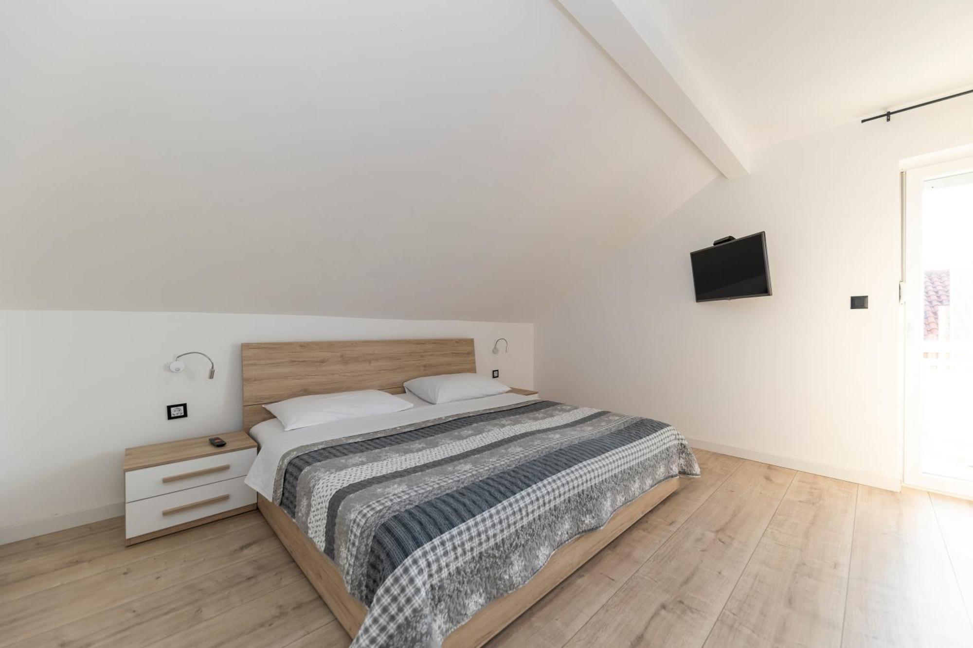 Family Apartments Zadar - Ryanair Exclusive المظهر الخارجي الصورة